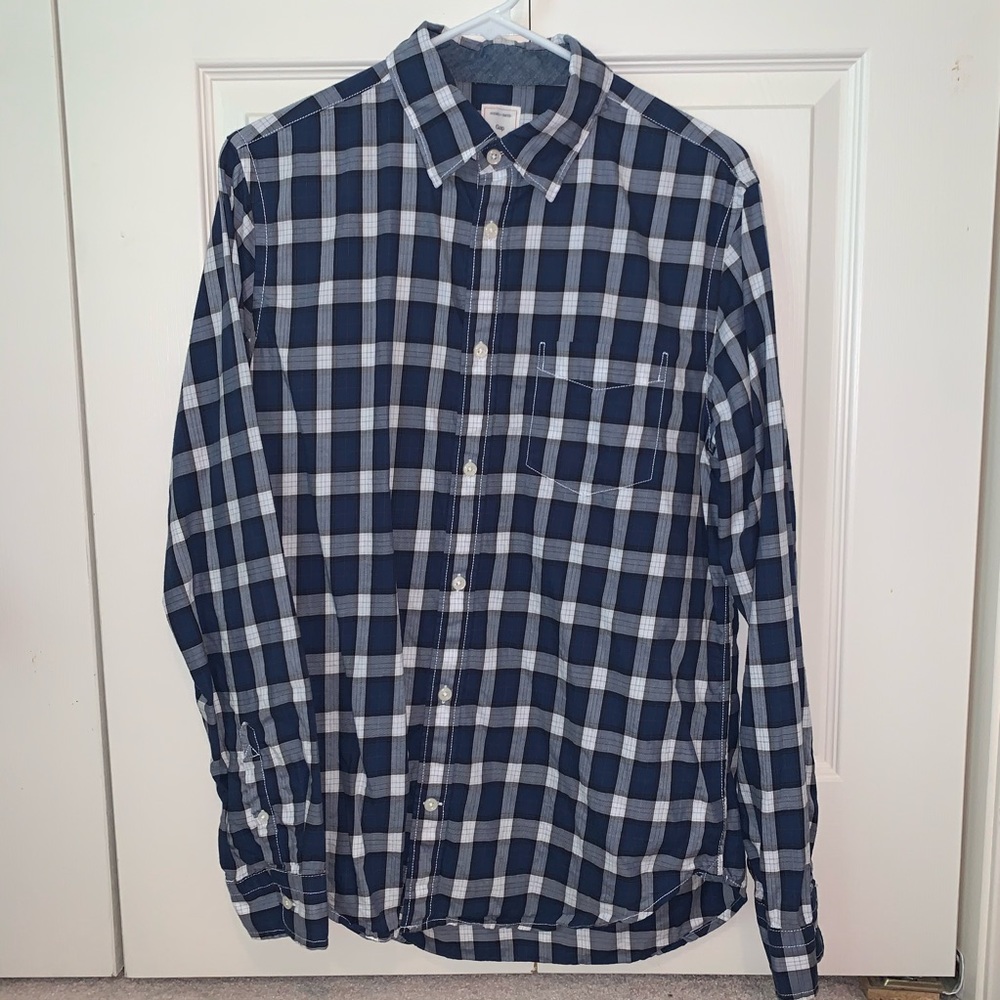 GAP plaid button down shirt